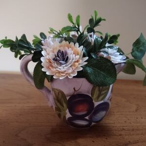 Handcrafted shells in creamer cup